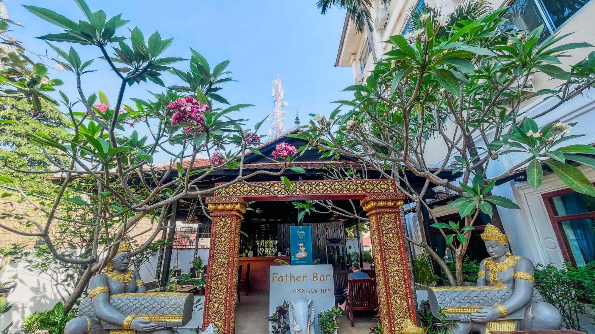 Harmony Indochine D'Angkor Hotel เสียมราฐ ภายนอก รูปภาพ